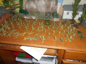 1/32nd plastic  Tim mee US green Vietnam war figures for 54mm wargaming