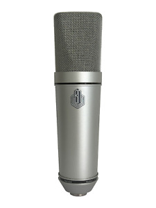 Beesneez B67-269 V2 Tube Microphone new with schockmount & case. Free shipping.