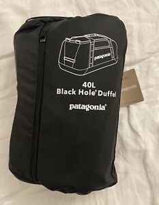 Patagonia Black Hole Duffel 40L Backpack - Matte Black / NWT