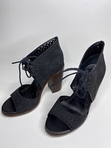Gianni Bini Heels Size 8.5 M Womens Lace Up Boots Black Eyelet GYPSIE - DAZE