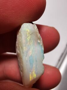 Coober Pedy rough opal Piece 19.5ct  B1 with Beautiful Colour