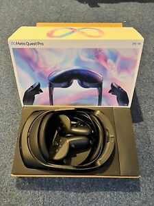 Meta Quest Pro VR Headset in original box (256GB)