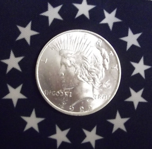 1922 Peace Dollar Silver Coin, Nice Lustrous Silver Dollar. MS/BU/GEM