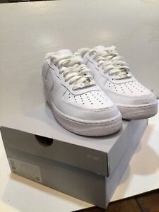 Nike Air Force 1 '07 Low White Shoes Pre Owned CW2288-111 Men's Size 9.5 Box