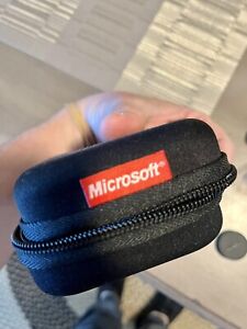 microsoft lifecam opened but not used all accessories and case shown lynch nice
