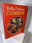 Vintage Betty Crocker's Red Pie Cookbook Sears 1972 Edition HC