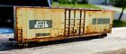 CUSTOM WEATHERED AND DETAILED ATHEARN IOWA NORTHERN (IANR) HiCube 50' HO boxcar