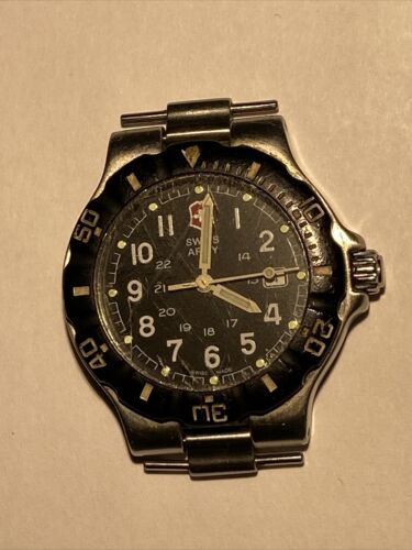 Victorinox Swiss Army Watch 36mm  Black Dial & Date Running 36030065448 No Band