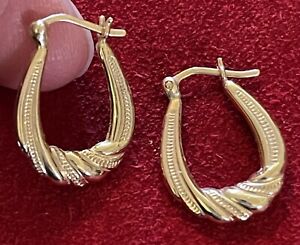 Vintage 14kt Solid Gold Everyday Hoop Earrings Italy NR