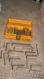Box of 105 Allen  Hex Wrenches very small to very large , 5 Sockets & Box