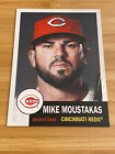 MIKE MOUSTAKAS Living Card #486 Facsimile Auto, Free Brand New Toploader/Sleeve