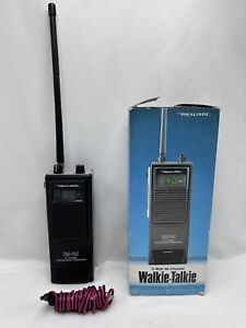 Realistic TRC-207 40 Channel Portable CB Radio Handheld Vintage Walkie-Talkie