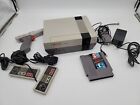 NES NINTENDO Original Console w/ Controllers, Super Mario/Duckhunt, Cords & Gun