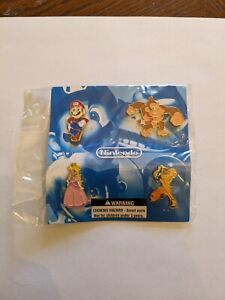 2006 World Of Nintendo Pins Rare Set of 4 -Samus Mario Peach Donkey Kong - NEW