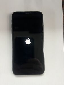 Apple iPhone XR - 64 GB - Black Unlocked Straight Talk