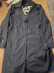 Tahari Waterproof Trench Coat Black; Size Large.