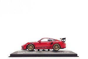 Minichamps 1:43 Porsche 911 GT3 RS (991.2) in Guards Red / Gold Wheels