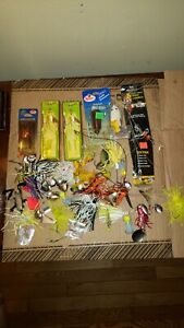 LOT OF  USED FISHING TACKLE LURES OF VARIOUS TYPES