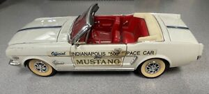 1964-1/2 Ford Mustang Indianapolis 500 Pace Car White Die Cast Car 1:18 MIRA