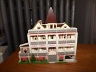 SHELIA'S COLLECTIBLE WOOD HOUSE CAPE S CAPE CAPE MAY NEW JERSEY USED 1998