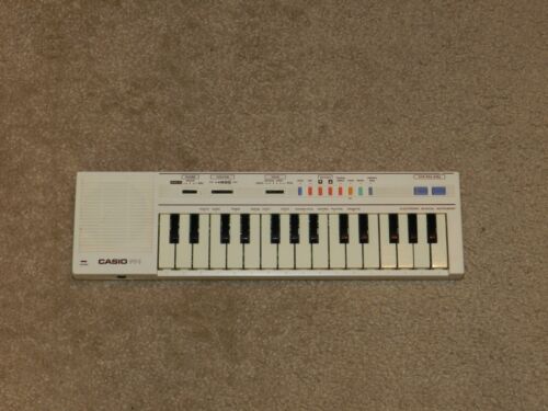 Casio PT-1 Mini Keyboard Synthesizer Made In Japan GREAT COND. WORKS