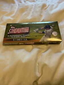 Topps Stadium Club 2021 Major League Baseball Hobby Box (128 Cards)