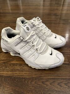 Nike Shox NZ Athletic Shoes Men's Size 10 Triple White 501524-106 Lace Up