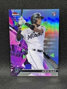 New Listing2021 Topps Finest - Sky Blue Refractor #56 Lewin Diaz /300 (RC)