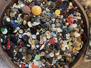 Lot Of 2 Lbs Vintage Antique Buttons Sewing Crafts Collecting Variety