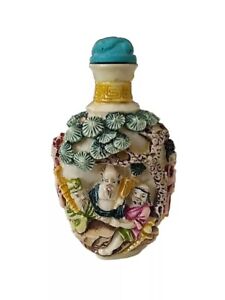 Vintage Chinese Snuff Bottle Carved Resin 3D Flower Antient People 3