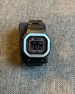 Casio GMWB5000MB-1 Matte Black Metal G-Shock Worn Once, In Perfect Condition