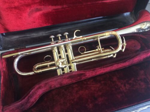 New ListingVintage King Super 20 Symphony Silver Sonic Bb Trumpet 1964