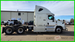 2017 Freightliner Cascadia  NO RESERVE  # 21150  10R  CO