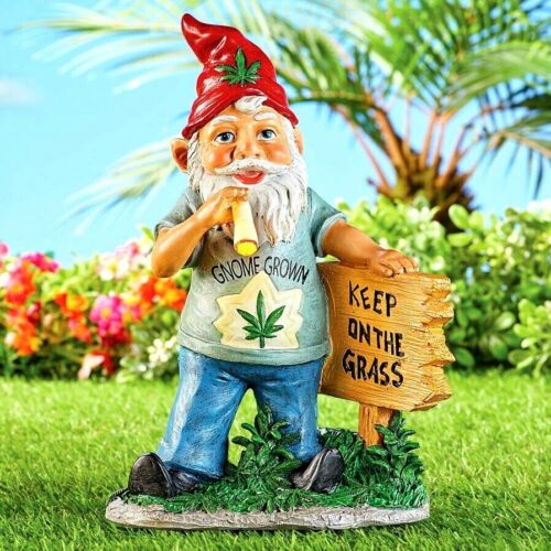 Solar Lighted Smoking Gnome Funny Statue Figurine Yard Lawn Garden Art Ornament