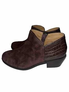 Vionic Marissa Boots Womens Size 7.5 Wide Purple Suede Croc Zip Up