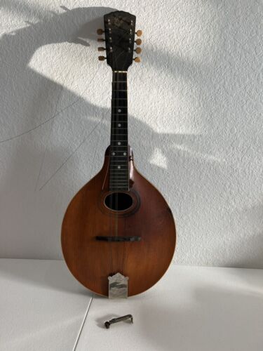 New Listing1911 The Gibson A Mandolin  Pickup Pumpkin Top