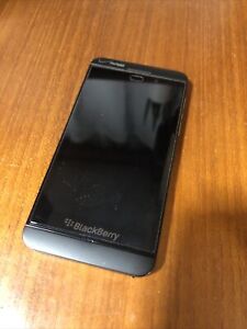 BlackBerry Z10 - Black ( Verizon ) Smartphone