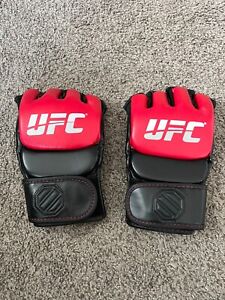 NEW - UFC Sparring Gloves Red (Extra Large)