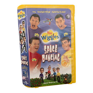 The WIGGLES SPACE DANCING Kids VHS Tape 2003 NEVER SEEN ON TV RARE With CASE