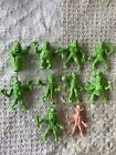 Jakks Pacific S.L.U.G. SLUG ZOMBIES Lot 10 Pieces Green & Flesh Mini Figures 21