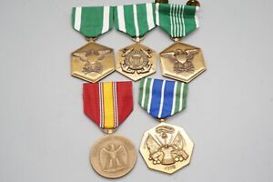 Vietnam War Army, Navy, USAF, Coast Guard Medals Lot Of 5 - GREAT SHAPE