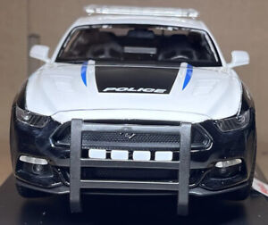 Maisto 1/18 Scale Diecast Special Edition - 2015 Ford Mustang GT Police Car NEW