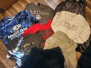 Mens Size Medium Shirt And Hoodie Lot With Shorts