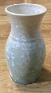 Beautiful 2006 UWHARRIE Crystaline Pottery 7” Vase Seagrove North Carolina