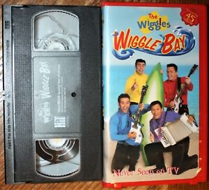 The Wiggles: WIGGLE BAY (vhs) Greg, Anthony, Jeff, Murray. VG. Rare. Clamshell