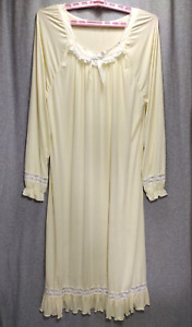 LinaDiary Victorian Style Nightgown Women's XL Pale Yellow White Lace Grandma