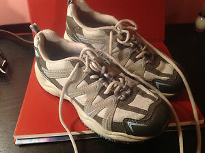 LOTTO  Shoes sz 4Y or Womens sz 5.5  GRAY/BLUE