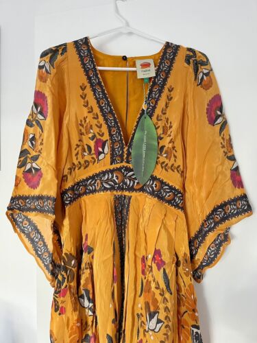 Farm Rio Tropical Tapestry Kaftan Dress Size S NWT in Original Box MRSP 300 USD