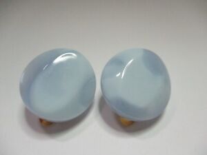 VINTAGE BLUE SWIRL LUCITE BUTTON STYLE CLIP EARRINGS~7/8