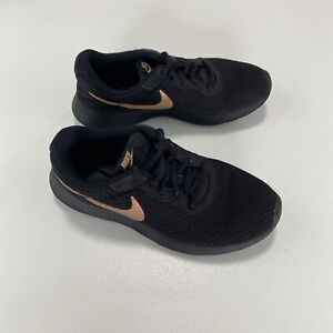 Nike Womens Tanjun 812655-005 Black Running Shoes Sneakers Size 6